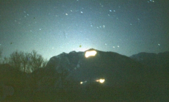 img073