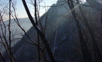 vista_del_canalone_e_dei_cavi_di_nilon_e_acciaio